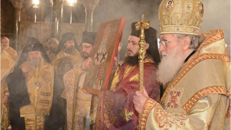 Томислав Дончев се среща с БПЦ заради предстоящите празници