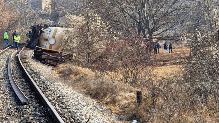 Продължава да изтича амоняк край Пирот