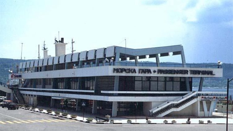 С демонстрация по спасяване на човек за борда „Булсар“ ще отбележи  Международния ден на моряка във Варна