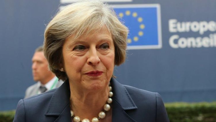 Тереза Мей напомни: Още не е Brexit, част сме от ЕС  