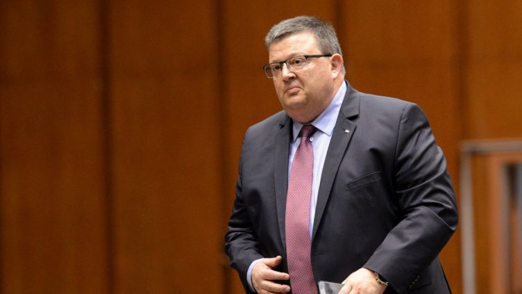 Цацаров: Защо му е на Рашков да чете подслушани разговори?