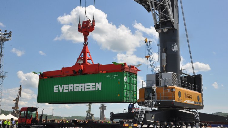 Снимки: Пламен Гутинов