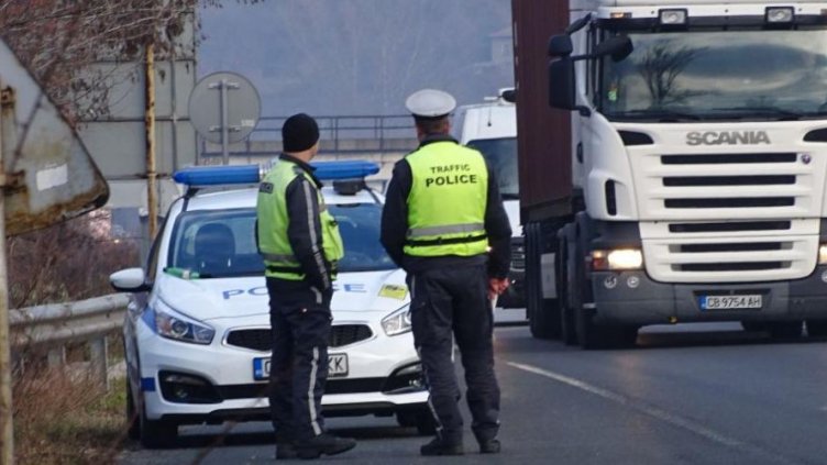 Патрулки пазят Тополи от тираджии състезатели 