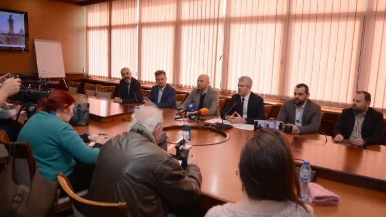 Коцев: Държавата бави плащанията по Инвестиционната програма за общински проекти