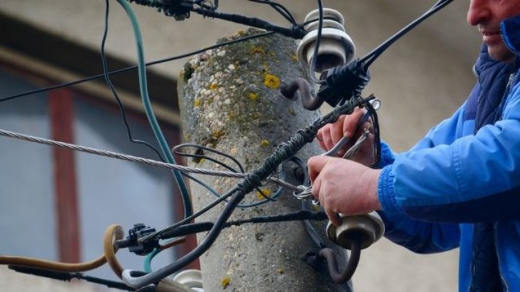 Крадат 95% от тока в ломски квартал