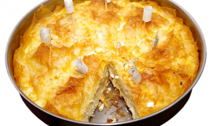 Как да напишем късметите за новогодишната баница