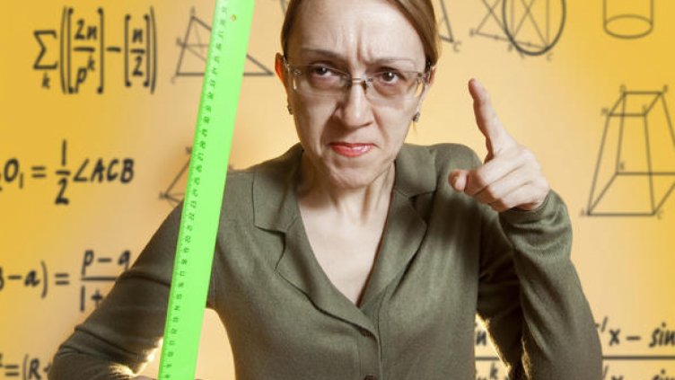 Няма учители - по математика, информатика, езици...  