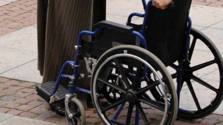 Варна е трета по забележки за недостъпна среда за инвалиди