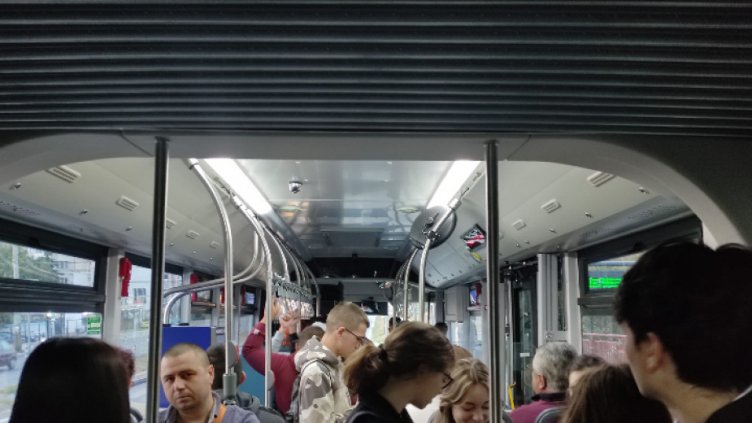 Пуснаха пробно по варненските улици 6 от новите електробуси