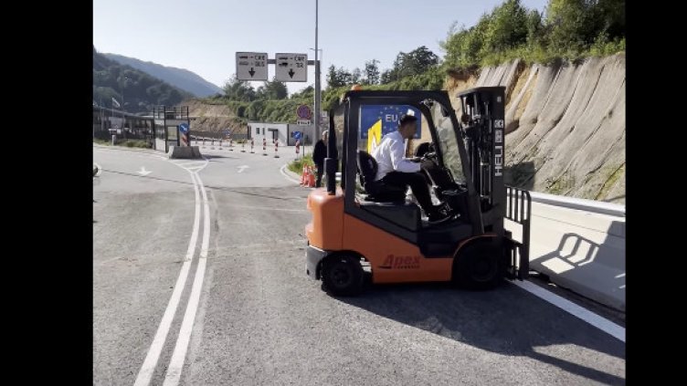 Неймар пипна COVID-19, лекува се