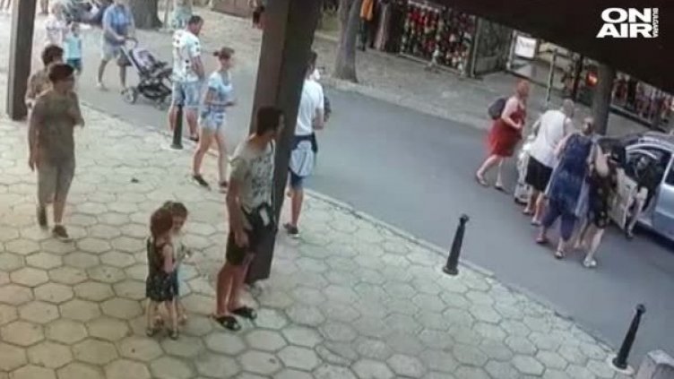 Кадър от нападението.