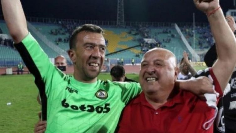 Гошо Петков продължава да чупи рекорди