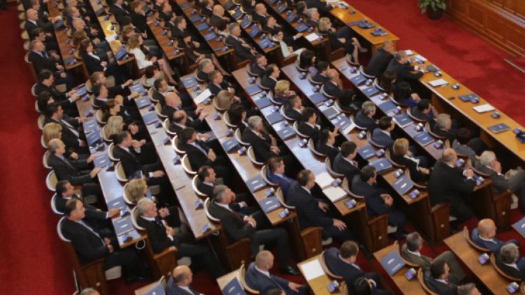 Президентът пак ще избира главния секретар на МВР