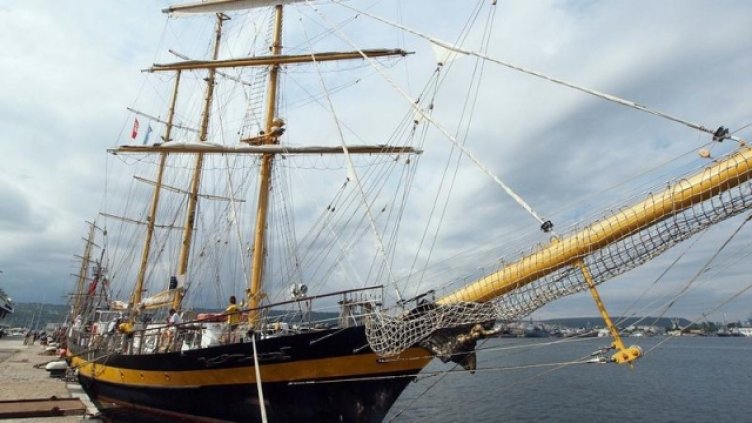 Ремонтират ветрохода „Калиакра“ до края на май