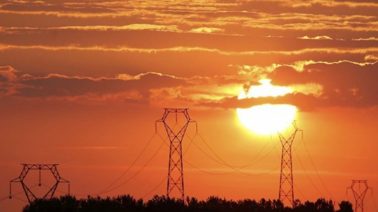 Пълното отваряне на енергийния пазар започва мъчително