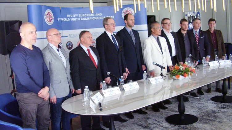 Канчо Хацуо Рояма и шихани: Българската карате киокушин федерация е сред водещите в света