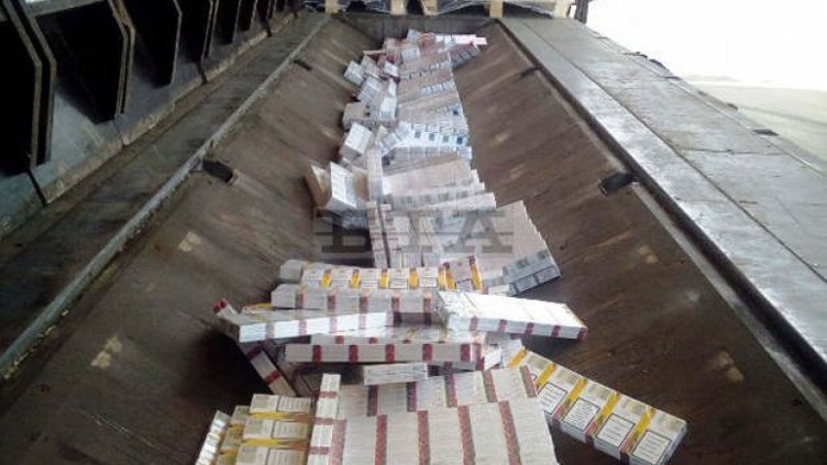 Откриха 3000 кутии с контрабандни цигари на ГКПП "Дунав мост 2"