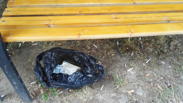 Баба остави из Стара Загора 12 бона за апаши