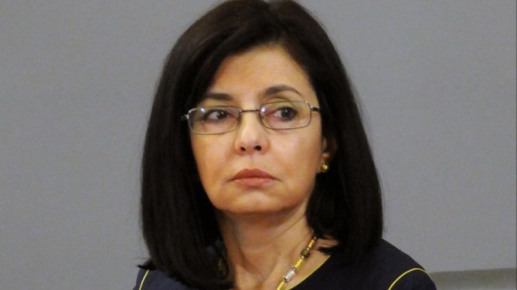 Кунева настоява: ЕС да помага на младите учени