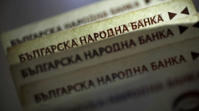 Отпуснатите за банковата система пари не се използват
