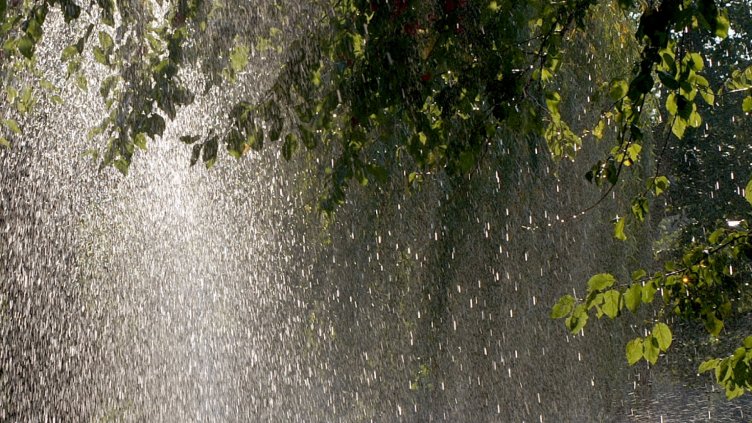 Отново наводнена къща в "Аспарухово" след проливния дъжд