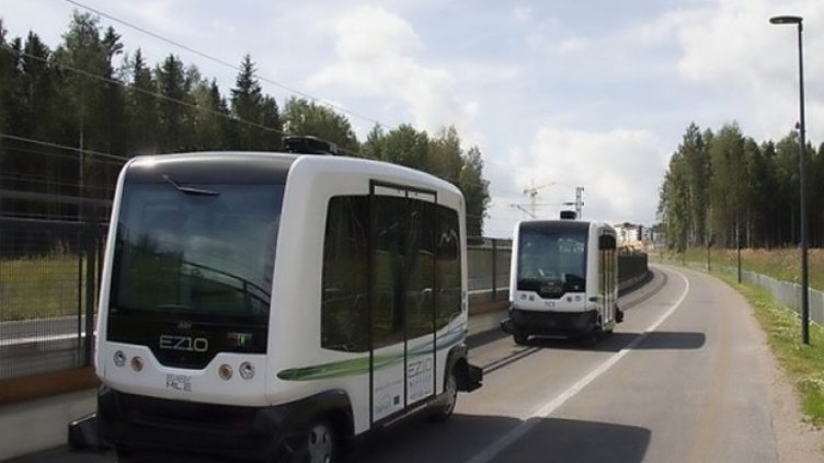 Холандия въвежда автономни автобуси