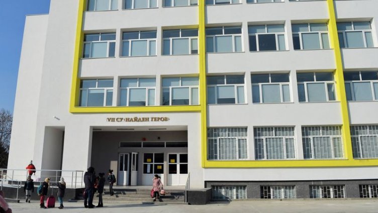 Разширяват с 16 класни стаи СУ „Найден Геров“ във Варна