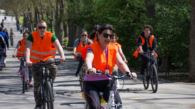 Над 100 души се включиха във велопоход  в подкрепа на хората с хемофилия