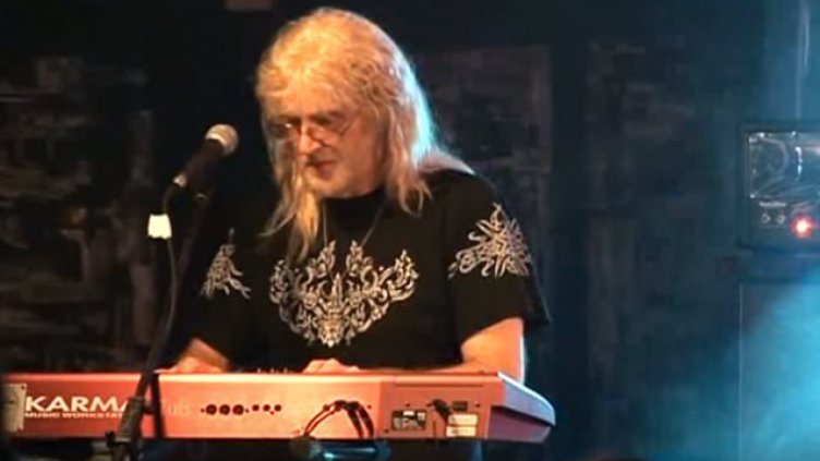 Отиде си кийбордистът на Black Sabbath 