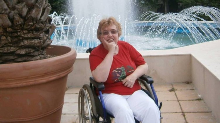 Росина – варненската благодетелка на инвалидна количка с шанс да проходи