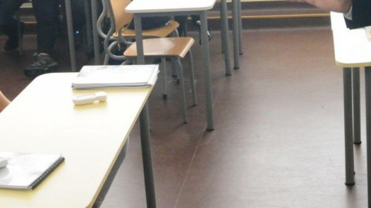 Учениците няма да учат и на 25 май