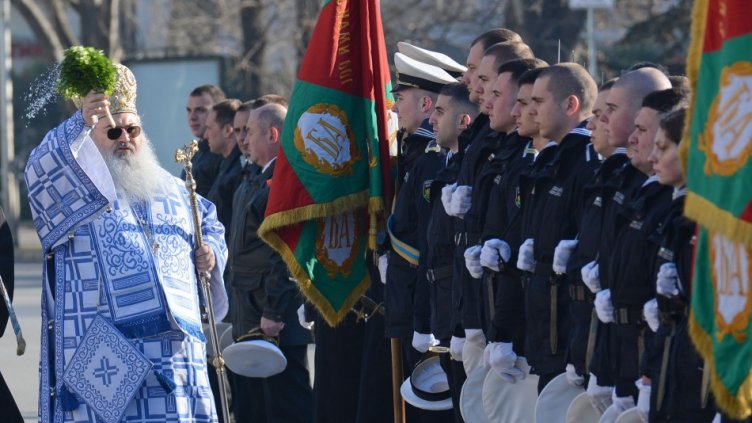 Варна отбеляза Богоявление и 177 г. от рождението на Христо Ботев (СНИМКИ)