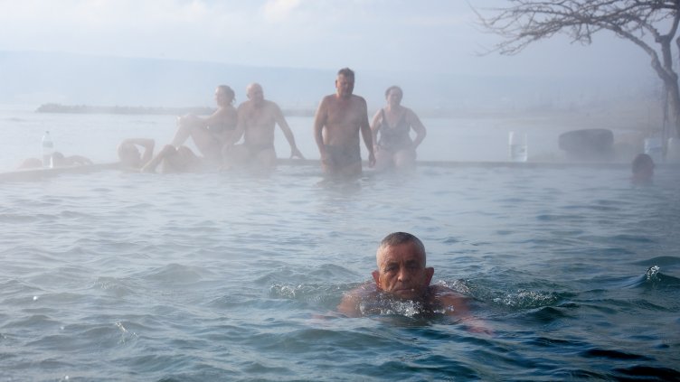 Следпразнично възстановяване в топлата вода