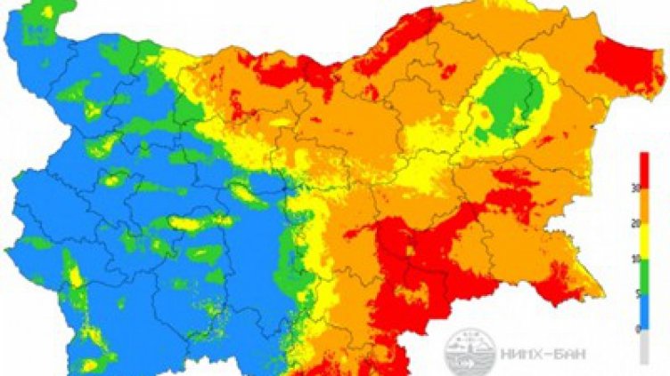 Предупреждават за опасност от пожари в 15 области от страната утре