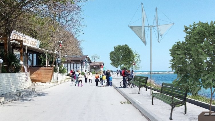 Варненец псува полицаи на крайбрежната алея 