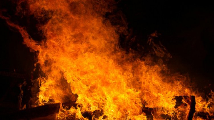 8 души загинаха след експлозия във фабрика за фойерверки