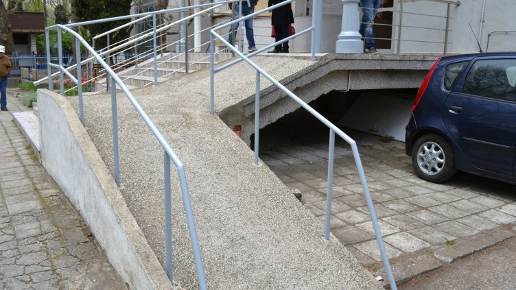 Дадоха безвъзмездно имоти на дружества на инвалидите