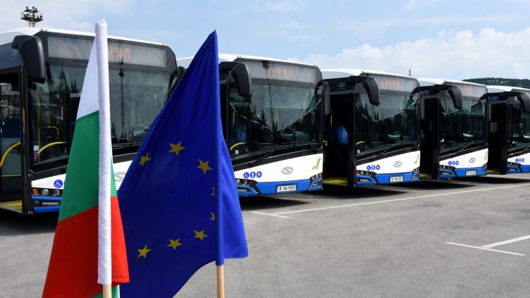 15 нови автобуса ще обслужват линиите на градския транспорт във Варна