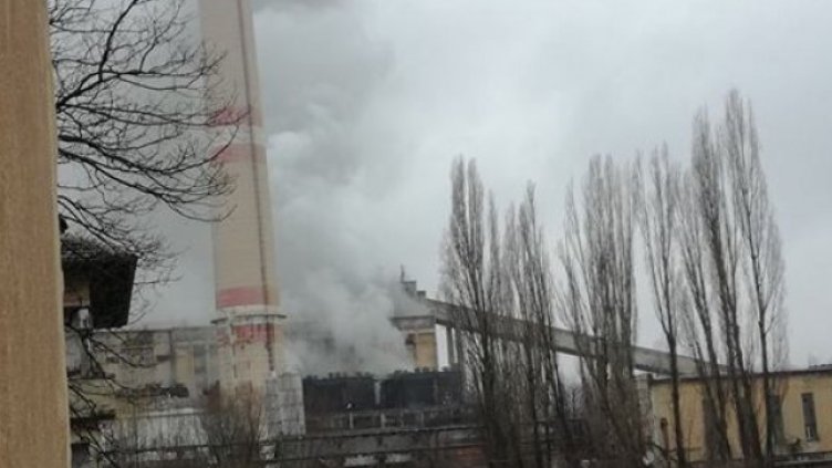 ТЕЦ &bdquo;Република&rdquo; в Перник спря работа заради пожар