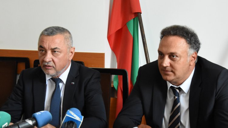 снимки: Пламен Гутинов