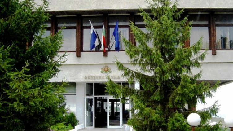 С експертиза: Проверяват подписите в избирателни комисии в Бяла