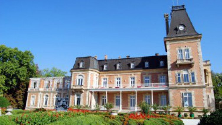 Депутатите застраховат живота си и двореца "Евксиноград"