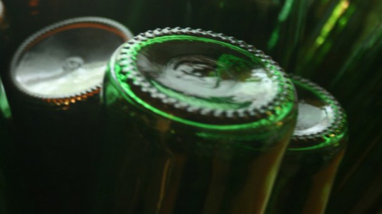 38-годишна уби мъж със стъклена бутилка