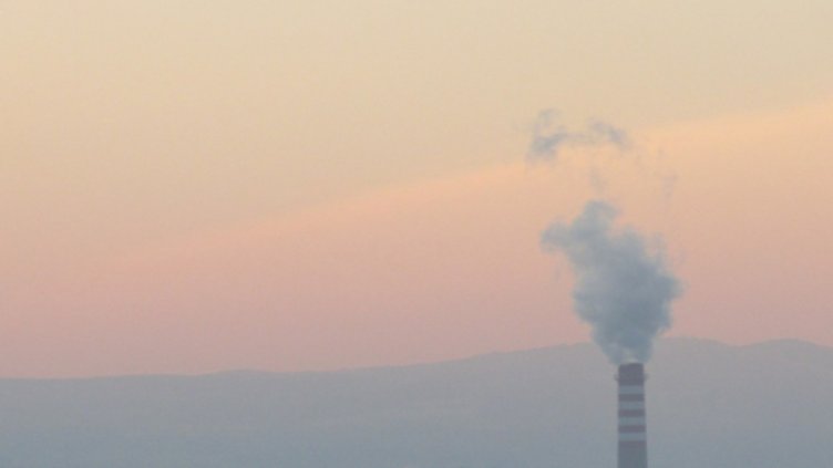 Въздухът в цялата страна отново замърсен