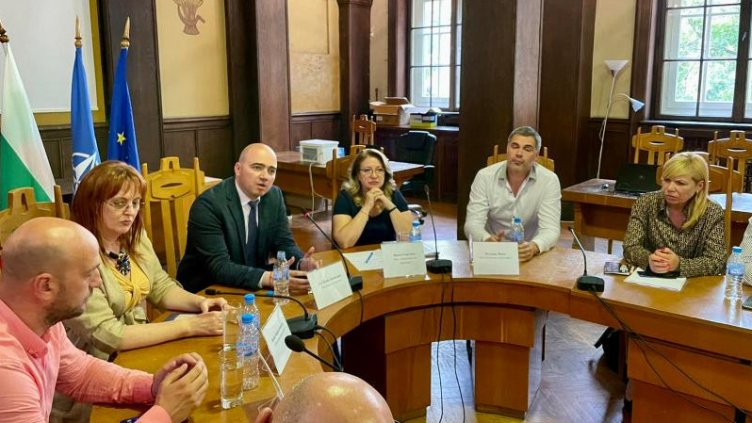 Mинистърът на туризма инспектира българското Черноморие