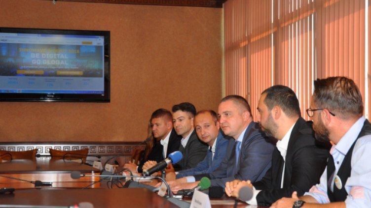 Аpple, Google, Amazon, Ebay, Alibaba...идват във Варна