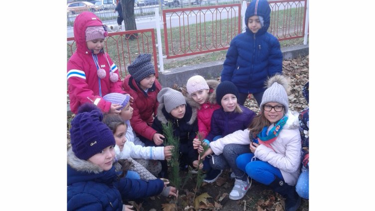 Ученици спечелиха 100 дръвчета за СУ "Гео Милев"