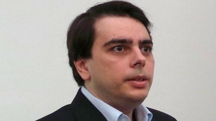 Асен Василев: Новият антикризисен пакет ще омекоти удара върху най-бедните