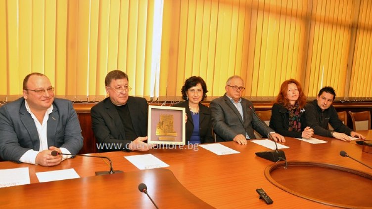 Фестивал на виното и храната започва във Варна