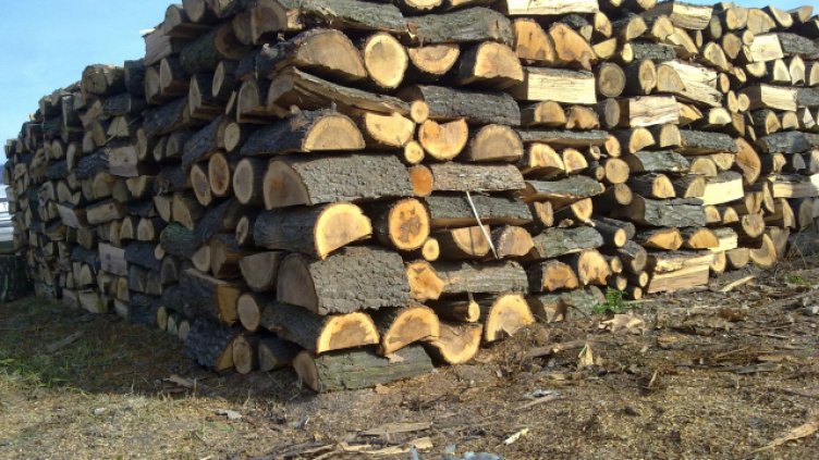 Кубик дърва – над стотачка, топлото с "духалка" е най-солено